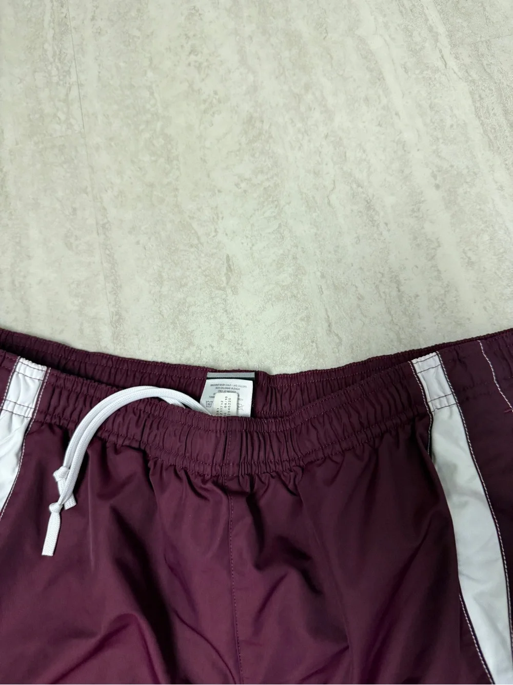 Under Armour athletic pants burgundy white size large